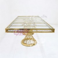 Meubles d'hôtel modernes de luxe sur mesure, tables de réception rectangulaires en verre et acier inoxydable doré pour événements en plein air