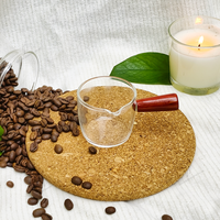 Tasse à café doseuse en verre borosilicate transparent avec double bec verseur et poignée de barista, capacité 85 ml, écologique, en stock pour la maison et le bar