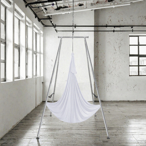 Hamac de yoga aérien blanc, ensemble de suspension antigravité, balançoire d'inversion en nylon et soie pour studio de yoga et entraînement - Product Image 2