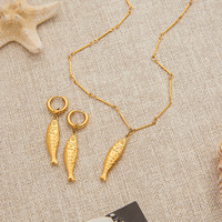 Collier en acier inoxydable plaqué or de la série Ocean, pendentif coquillage, chaîne serpent tendance décontractée, géométrique, avec cristaux de laboratoire