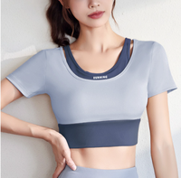 Set Yoga Wanita Warna Blok Dua Potong Lengan Pendek Celana Panjang Cepat Kering Pengangkat Pinggul Peregangan Tinggi Pakaian Olahraga Gym
