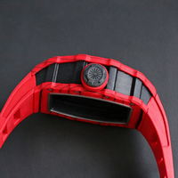 Trendige, Auffällige Rote Herrenuhr mit Kohlefaser-Gehäuse, Echtem Tourbillon, Offenem Integriertem Uhrwerk und Sportlichem Design