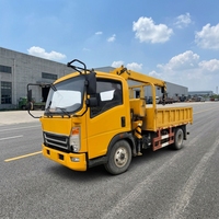 Guindaste Montado em Caminhão Usado de 3200kg, Ano 2020, Motor Diesel de 130HP, Braço de Três Seções, Caixa de Carga de 3200mm à Venda