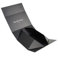 Cajas magnéticas de embalaje de cartón rígido con cierre magnético superior abatible de lujo personalizado caja de regalo de papel negro mate