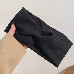 Wholesale Korean Elegant Wide Hairband for Women Gentle Autumn Winter Simple <strong>Face</strong> <strong>Washing</strong> <strong>Headband</strong> Daily Wear Hair Accessory - Product Image 6