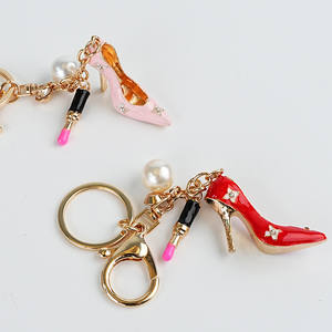 LLavero de tacones altos de Metal con diamantes de imitación a la moda personalizado llavero de chica bonita de lujo con diamantes - Product Image 5
