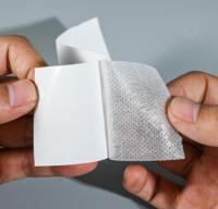 Bande adhésive chirurgicale double face non tissée hypoallergénique jetable personnalisée pour usage hospitalier