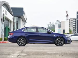 Bon <span class=keywords><strong>prix</strong></span> pour <span class=keywords><strong>Skoda</strong></span> <span class=keywords><strong>Octavia</strong></span> PRO 2025 TSI280 Luxury Edition Toit ouvrant Marchandises en stock Voiture au port Vente à chaud - Product Image 6