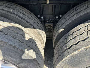 2021 עגורן נייד 60 טון נגד משקל צילינדר הידראולי משמש מנוע משאבת מנוע ליבה - Product Image 2