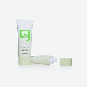 Tube souple vert clair en PE avec impression graphique personnalisée et bouchon à clapet pour nettoyant visage anti-acné - Product Image 3