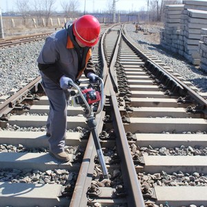 Offre Spéciale : Perceuse à rail portable à moteur thermique pour rails en bois, vente en gros - Product Image 2