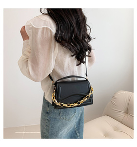 Sac à main femme en cuir PU Candy <span class=keywords><strong>Fashion</strong></span> à bandoulière unique avec fermeture à chaîne, couleur unie, doublure en polyester - Product Image 6