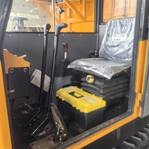 Transportador de Orugas con Sistema Hidráulico Diésel para Minería Todoterreno, Capacidad de Carga Alta de 8 Toneladas - Product Image 4