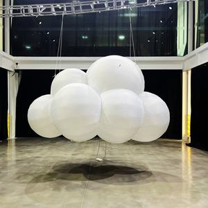 Nuage gonflable personnalisé pour plafond, nuage gonflable géant pour la décoration de scène/mariage/fête/équipement publicitaire - Product Image 1