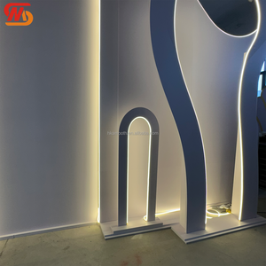 Panneau LED PVC à fond blanc lisse, directement de l'usine, pour la décoration de scène de mariage, fournitures pour événements - Product Image 2