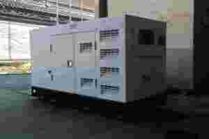 เครื่องกำเนิดไฟฟ้าเคลื่อนที่แบบเงียบ KAIHUA KH-20GF 20kW สำหรับเครื่องยนต์ 3 เฟส สตาร์ทแบบ C กำลังไฟ 40kw 50kw 80kw 100kw 120kw 160kw 180kw ระบบระบายความร้อนด้วยน้ำ - Product Image 3