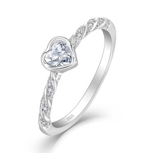 YILUN Anello Romantico in Argento Sterling 925 Placcato Rodio con Zirconia Cubica a Forma di Cuore e Fascia Intrecciata per Donne, <span class=keywords><strong>Gioielleria</strong></span> Fine - Product Image 1
