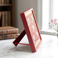 Cadre en bois rouge personnalisé, boîte à ombre 3D, vitrine avec insert en velours pour badge métallique, emblème, souvenir commémoratif, cadeau