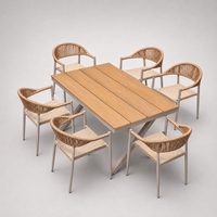 Ensemble de salle à manger d'extérieur en aluminium complet avec chaises Loran et grande table en bois plastique - Performance durable, résistante au soleil et à la rouille