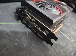 การ์ดจอ RX5700XT มือสอง 8GB GDDR6 พัดลมคู่ สำหรับเล่นเกม พร้อมวงแหวนตกแต่งสีแดง สำหรับเดสก์ท็อป เล่นเกม และเรนเดอร์ - Product Image 4