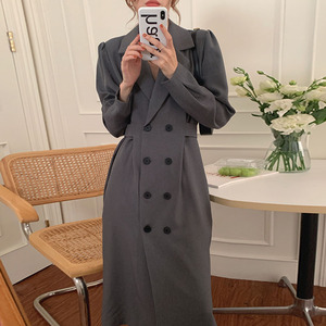 <span class=keywords><strong>Abito</strong></span> di media lunghezza sottile a maniche lunghe a doppio petto con risvolto a doppio petto stile retrò autunno 2025 - Product Image 2