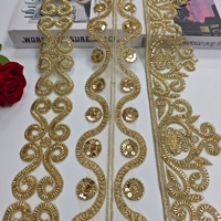 Tissu en dentelle perlée et à sequins avec strass diamantés et strass à pince pour robes de mariée et de soirée - Garniture de couture brodée de luxe