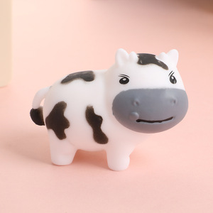 Juguete Antiestrés de Vaca de Dibujos Animados, con Sonido, para Aliviar la Ansiedad, Decoración de Escritorio, para Niños de 7 a 14 Años - Product Image 3