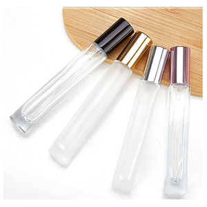Probador <span class=keywords><strong>de</strong></span> perfume <span class=keywords><strong>de</strong></span> lujo para hombres y mujeres, botella <span class=keywords><strong>de</strong></span> muestra <span class=keywords><strong>de</strong></span> vidrio grueso, delgada, alta, 5ml, 10ml, botella <span class=keywords><strong>de</strong></span> perfume <span class=keywords><strong>de</strong></span> rociador <span class=keywords><strong>de</strong></span> niebla fina <span class=keywords><strong>de</strong></span> vidrio cuadrado - Product Image 2