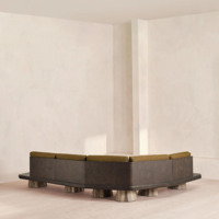 Canapé sectionnel incurvé vert olive moderne avec base en bois, ensemble de meubles de salon design pour villa et maison