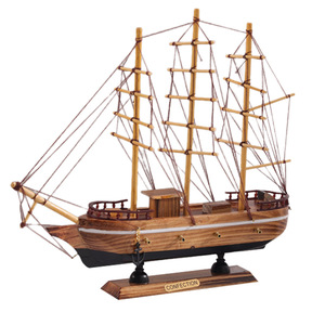 Ornement de bateau à voile en bois Master Gu avec lumières LED, cadeau décoratif pour la maison, le bureau ou la table - Product Image 4