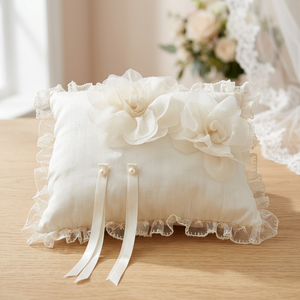 Cuscino Portafedi in Shantung e Organza Avorio per Cerimonie Nuziali al Chiuso - Product Image 3