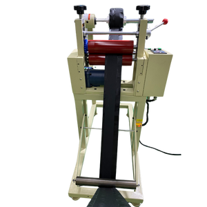 Machine de découpe automatique de rouleaux de ruban adhésif sur convoyeur - Product Image 5