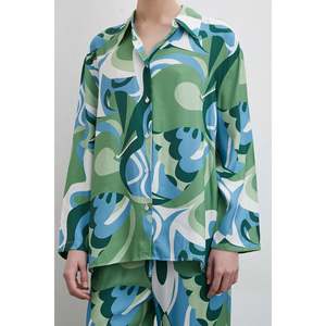 เสื้อเชิ้ตวิสโคสลายลูน่า ลายดอกไม้สีเขียว เสื้อเชิ้ตผู้หญิงแบบลำลอง ผ้าชีฟอง ใส่ได้ทุกวัน - Product Image 5