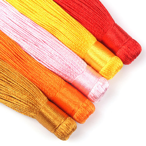 Pompon Nœud Chinois 12cm Style Yiwu Fait Main Semi-Fini DIY Tête de Pompon en Polyester Durable Cadeau d'Affaires - Product Image 1