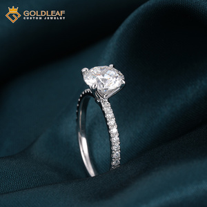 Bague de fiançailles classique en or blanc avec diamant de laboratoire rond brillant Goldleafgem DEF VVS 2 carats, certifié IGI, pour anniversaire - Product Image 4