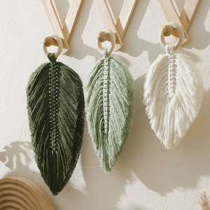 Tapiz decorativo de hojas de macramé bohemio hecho a mano con anillos de madera para decoración del hogar rústico bohemio regalo de guardería - Product Image 4