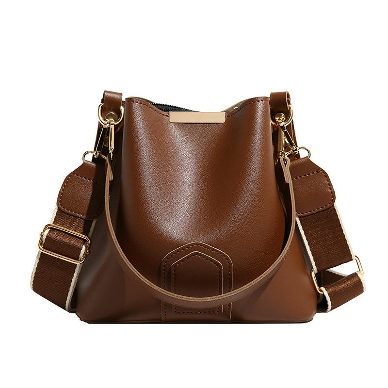 สีน้ำตาล