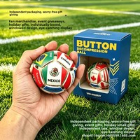 Bouton de décompression en forme de ballon de football transfrontalier, pendentif à presser au doigt, en ABS, emballé individuellement