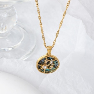 <span class=keywords><strong>Collana</strong></span> da donna alla moda 2023 con conchiglia, acciaio inossidabile placcato oro 18 carati, diamante, <span class=keywords><strong>luna</strong></span>, stella e <span class=keywords><strong>sole</strong></span>. - Product Image 5