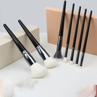 Noir Yao 7 pièces ensemble de pinceaux de maquillage à poils doux poudre libre Contour point couleur ombre à paupières pinceau Spot maquillage ensemble de pinceaux