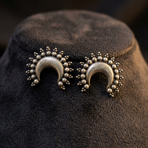 Pendientes Réplica Plateados, Joyería Única con Acabado Oxidado, Estilo Antiguo, para Uso Casual y de Fiesta, Producto Hecho a Mano al por Mayor - Product Image 3