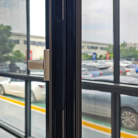 Fenêtre à battant française Deioux, double vitrage, cadre en alliage d'aluminium, verre trempé, persienne, certifiée Energy Star, villa de luxe