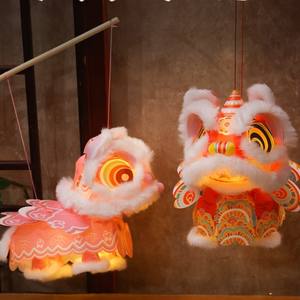 Lanterne de la danse du lion de style chinois du Nouvel An, tendance nationale, artisanale, en papier, design de lion éveillant, pendentif lumineux, printemps - Product Image 6