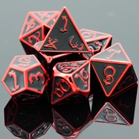 Pour Udixi Logo personnalisé RPG donjons et dragons ensemble dés polyédriques en métal creux avec émail rouge et noir emballés dans une boîte en métal