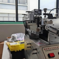 Machine de découpe d'étiquettes entièrement automatique JQ-3010B à micro-ordinateur, à double découpe à chaud et à froid, pour étiquettes de soin en satin et logos