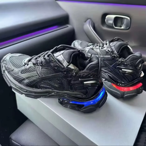 Zapatos de Diseñador de Lujo de Alta Calidad 2026, Zapatos Deportivos con Suela Gruesa Personalizados, Zapatos Deportivos LED para Hombre y Mujer - Product Image 5