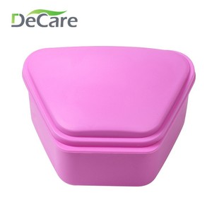 Boîte trapézoïdale en plastique bleue DeCare pour le rangement des prothèses dentaires, des aligneurs orthodontiques et des appareils de rétention - Product Image 4