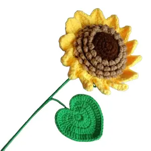 Bouquet de tournesol coloré au Crochet de style européen et américain, arrangement de fleurs créatives au Crochet, nouveaux tournesols