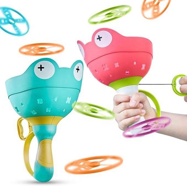 New Arrivals Wind-up Ejection Flying Saucer Toy Kids Outdoor Games Sport Disc Toys Interactive Novelty UFO Launcher Toy