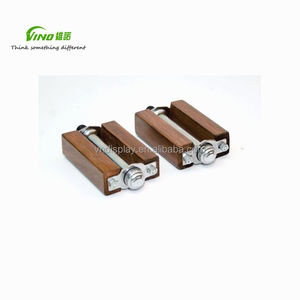 Pedal de bicicleta con acento de madera de estilo retro con compatibilidad de manivela rosa, accesorio de bicicleta vintage pedales personalizados para bicicleta - Product Image 4